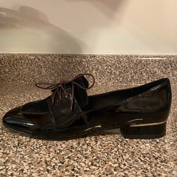 NWOT Women’s Flats - Picture 3 of 6